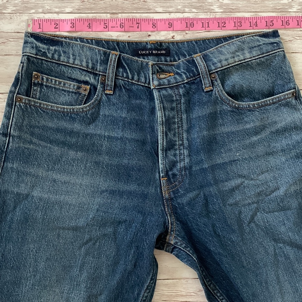 Lucky Brand Medium Wash High Rise Button Fly Relaxed Taper Leg Crop Mom Jeans - Picture 7 of 10